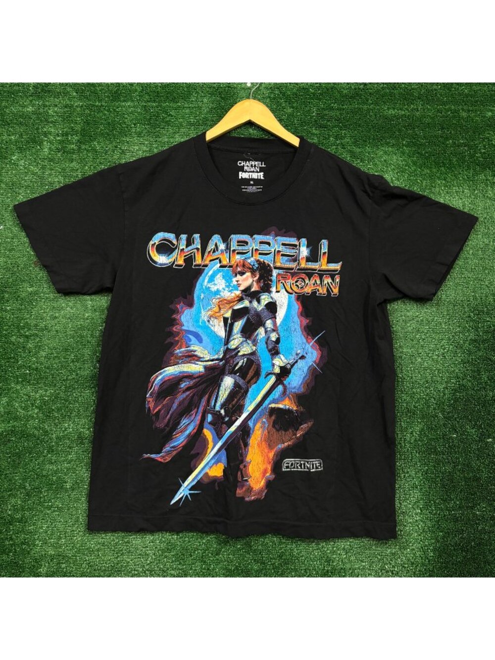 Fortnite x Chappell Roan Sword Wielding Knight T-Shirt Size Extra Large